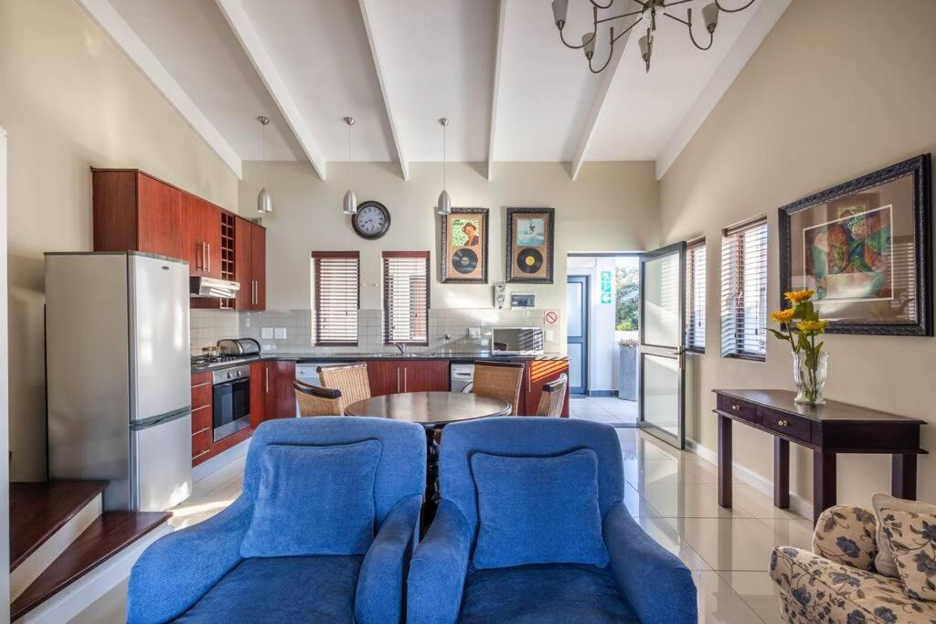2 x Bedroom Loft apartment!