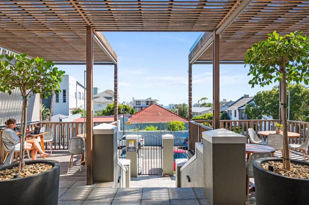 Antrim House Boutique Hotel by Totalstay