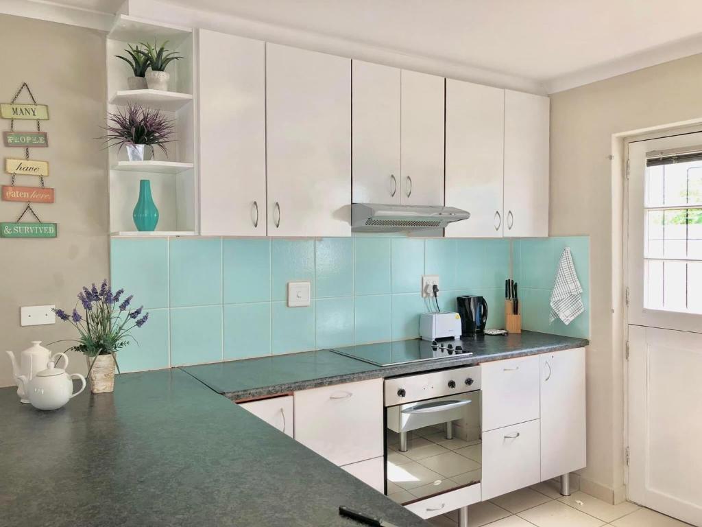 Bay Breeze Guesthouse Selfcatering