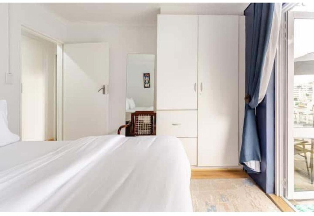Bleu room in Caline VIP Mews