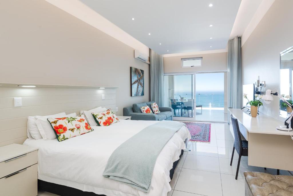 Camps Bay Blue Self-Catering Studios