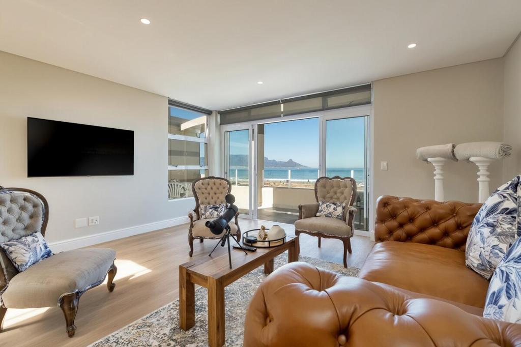 Elegant Beach front Villa