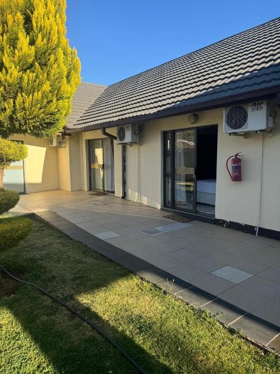 Jakaranda Guest House