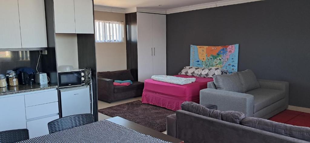 Murray Guest Suite