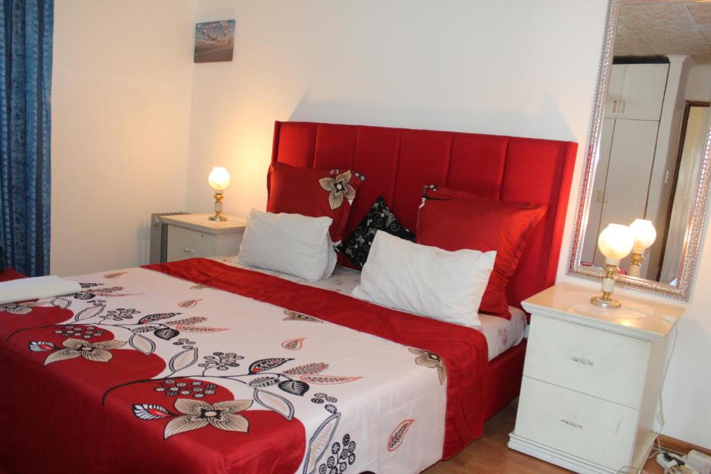 Peace Accommodation