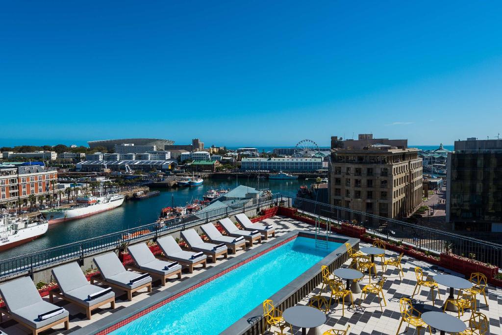 Radisson RED Hotel V&A Waterfront Cape Town