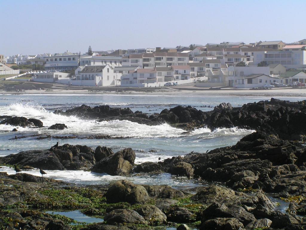 Small Bay Guesthouse