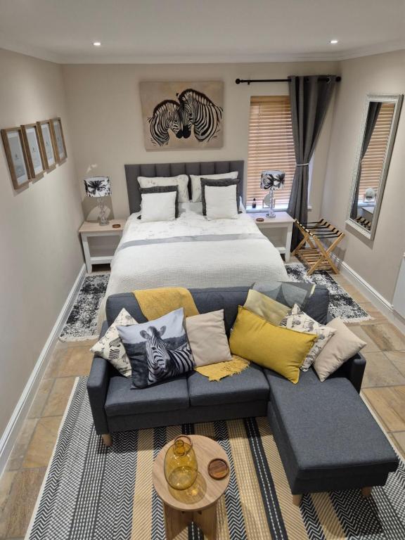 Striped Horse Guest House