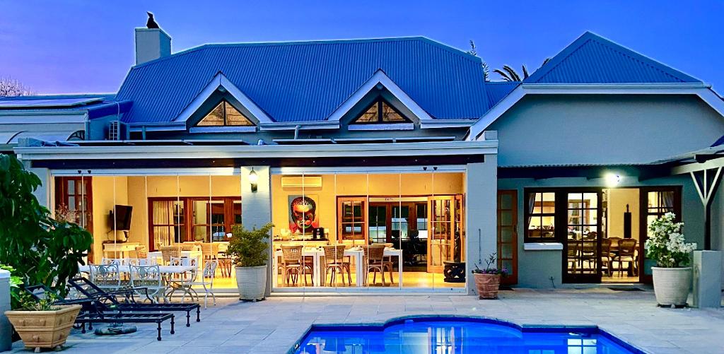 Summit Place Guest House