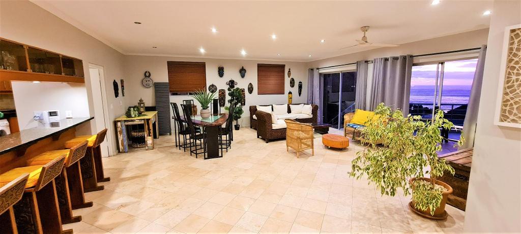 African Groove Camps Bay